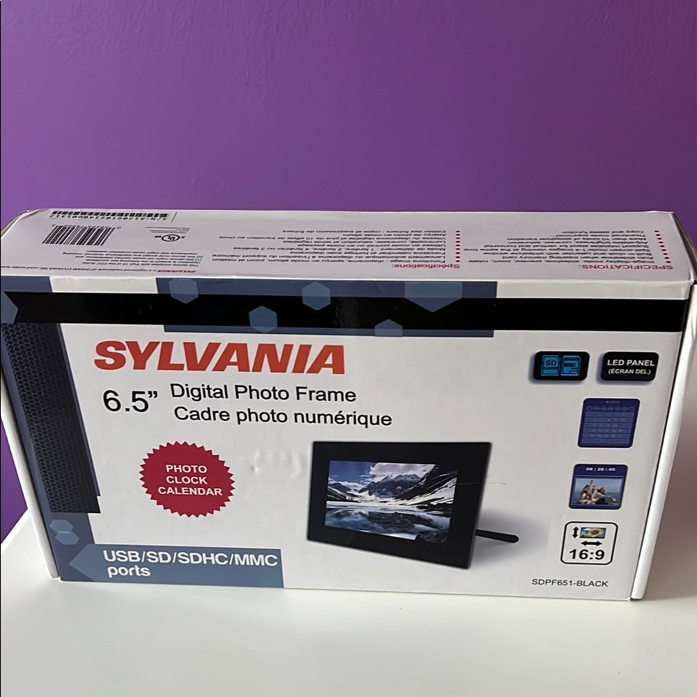 Sylvania 6.5" Digital Photo Frame - Black